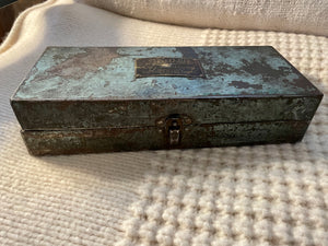 Awesome Vintage Prest-O-Lite Box