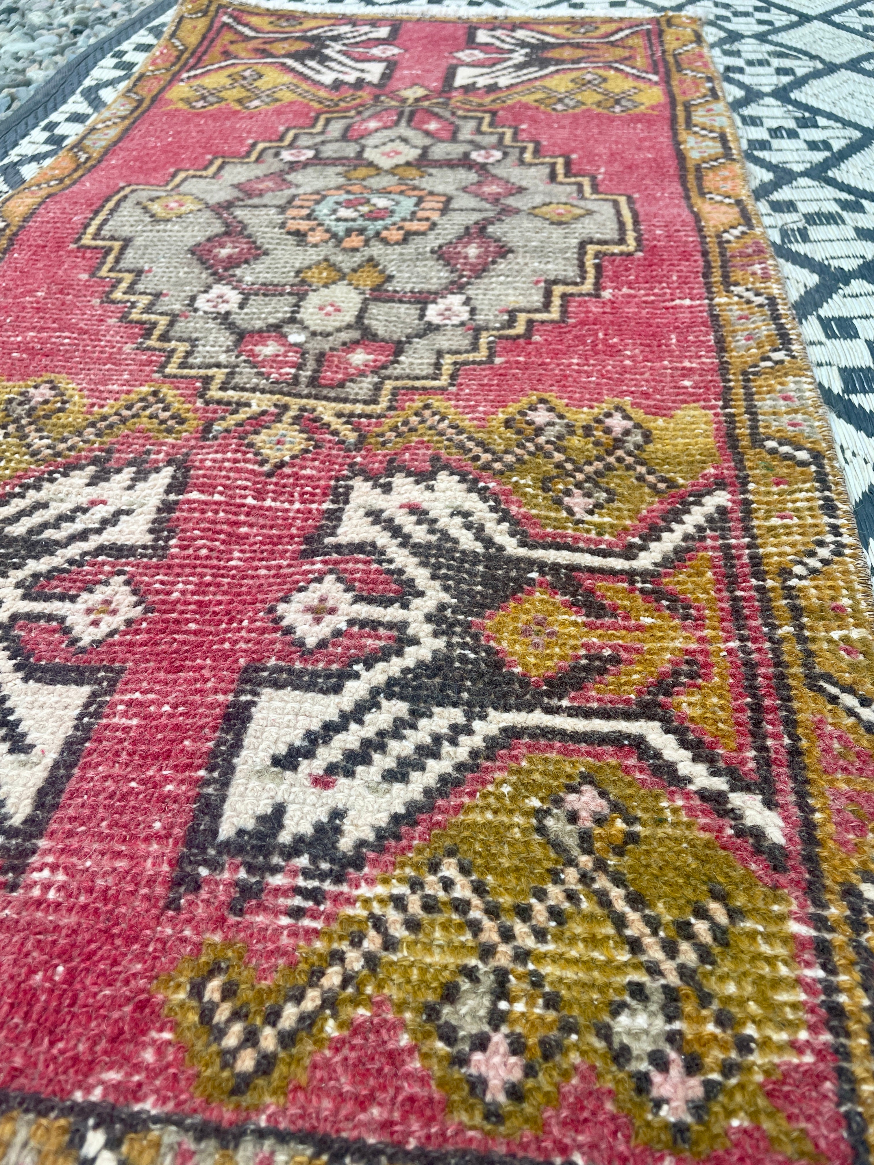 Vintage Turkish Mini Rug 004